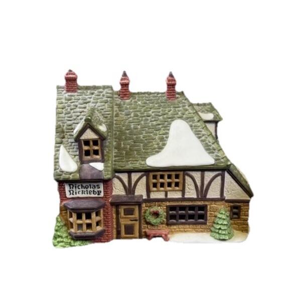 Dept 56 Dickens' Heritage Village Series Nicholas Nickleby Cottage 5925 - Picture 1 of 2